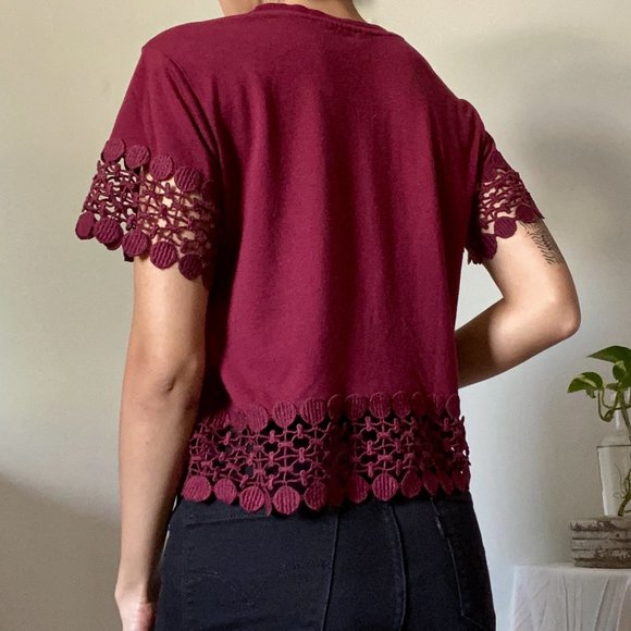 Topshop Crochet Edges Crop Top - Picture 2 of 4